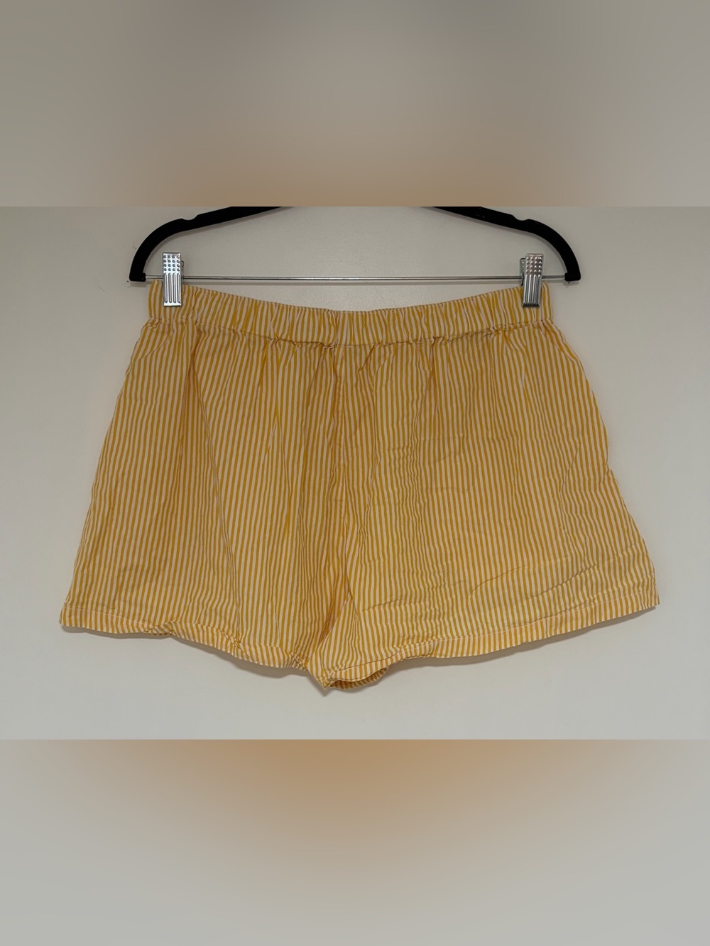 parke Yellow Striped Women’s Button-Front Shorts - Picture 2 of 6